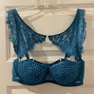 Victorias Secret Bra Size 34C